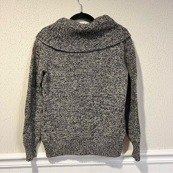 Lauren Ralph Lauren Cowl Neck marbled Black Sweater size large - Picture 6 of 7